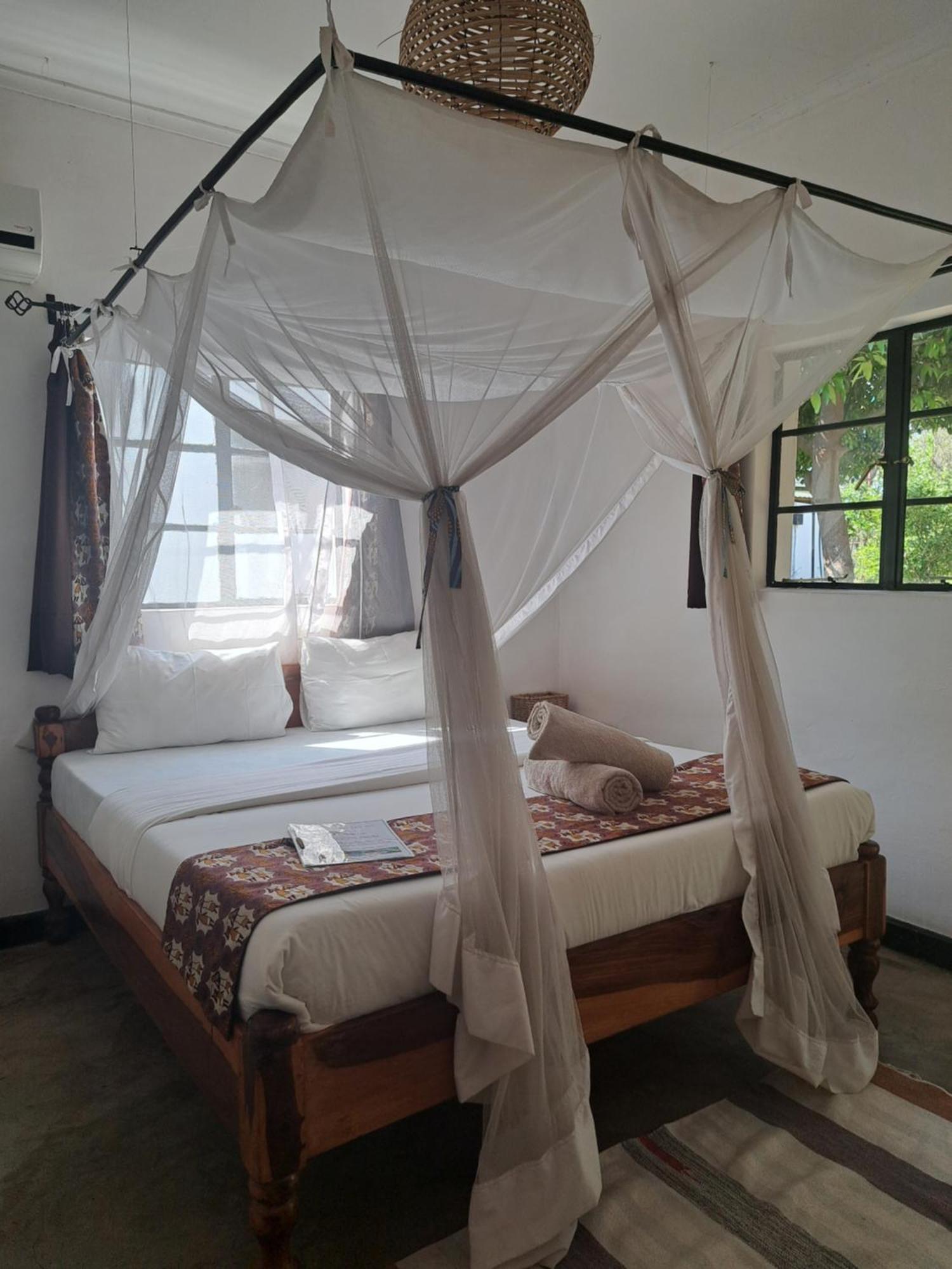 Kamunjila Lodge Livingstone Esterno foto