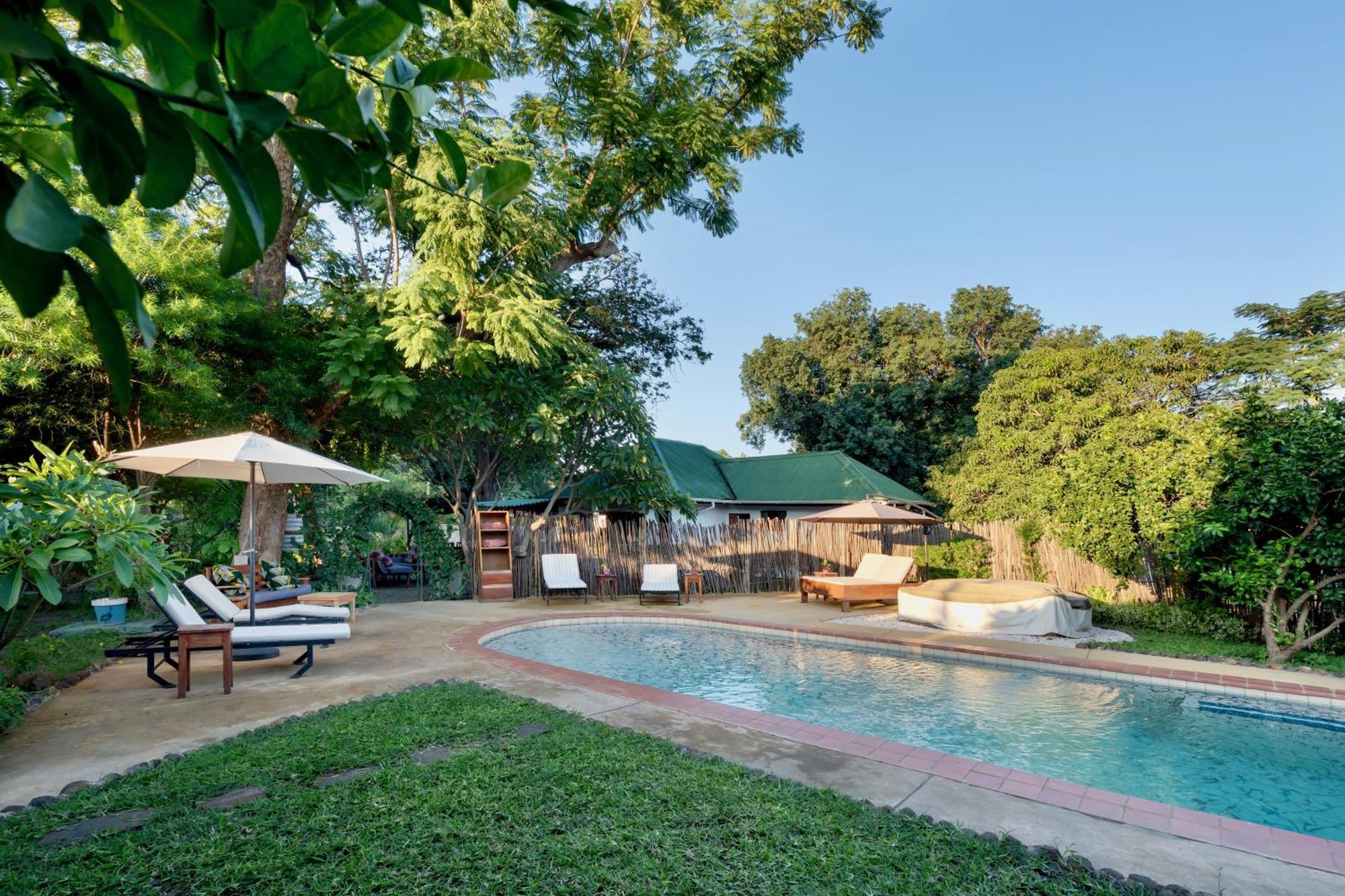 Kamunjila Lodge Livingstone Esterno foto